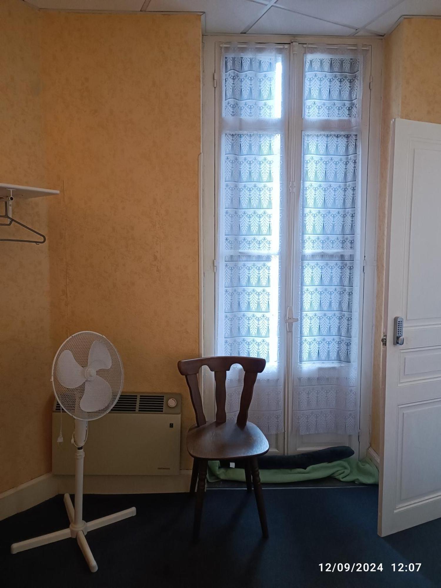 Chambre Chez Marie Et Didier 1 Minute A Pied Du Sanctuaire De ルルド エクステリア 写真